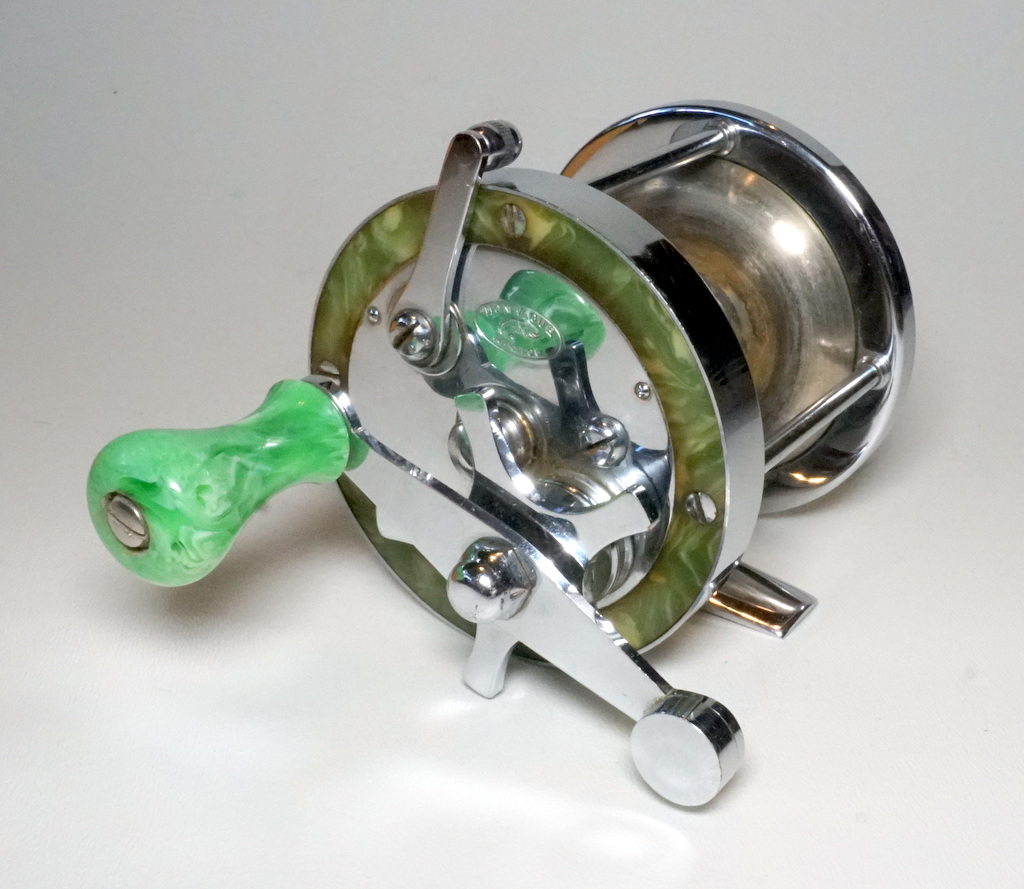 2 3/8". Details about   Vintage Montague 60-Yard Fly Fishing Reel 